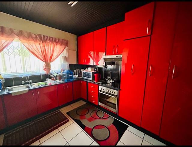 3 BEDROOM HOUSE FOR SALE IN VANDERBIJLPARK CW 3